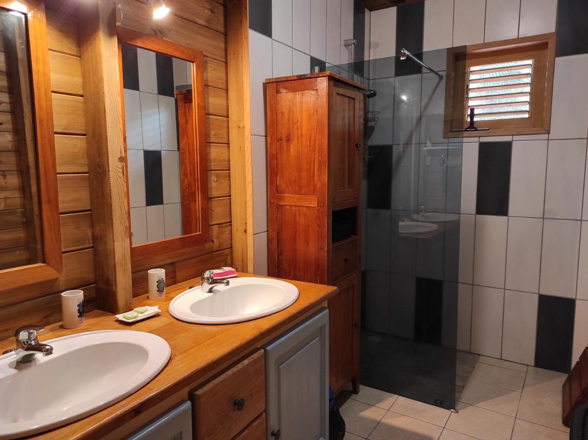Le Tri Haut De Bellevue - Bungalow Colibri Pointe-Noire Dış mekan fotoğraf